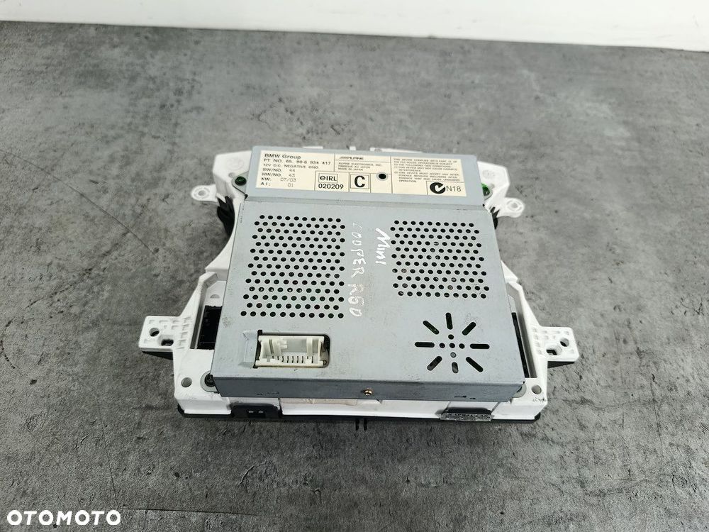 RADIO NAWIGACJA FABRYCZNA MINI R50 6211-6928888   67379411  65.90-6934417 - 7