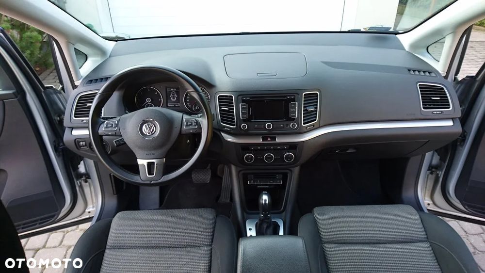 Volkswagen Sharan 2.0 TDI Comfortline DSG - 10