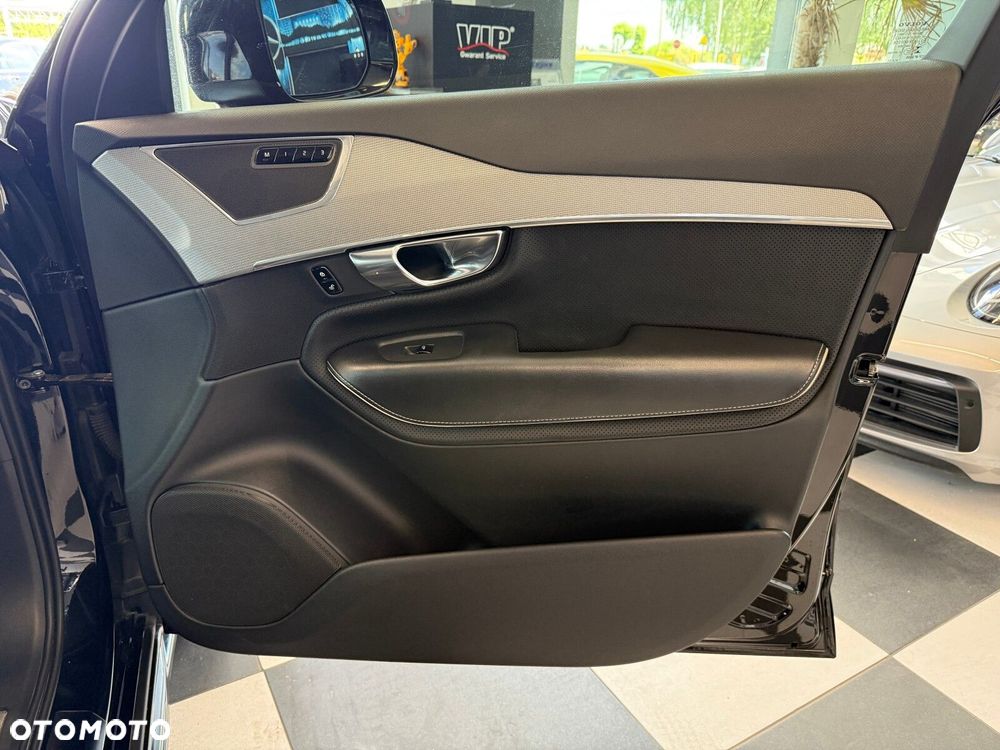 Volvo XC 90 - 19