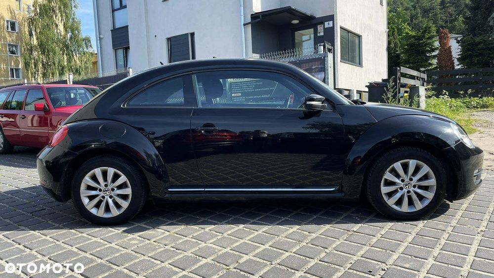Volkswagen New Beetle - 5