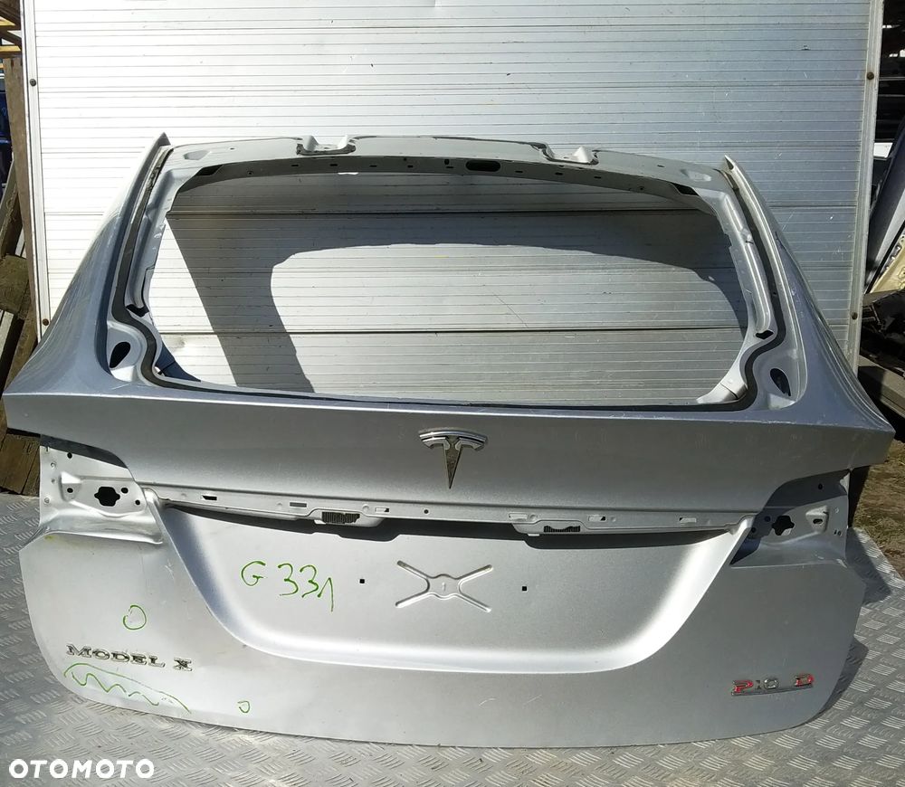 G171/G174/G261/G322/G323/G324/G325/G327/G329/G331 KLAPA TYLNA BAGAŻNIKA TESLA X - 30