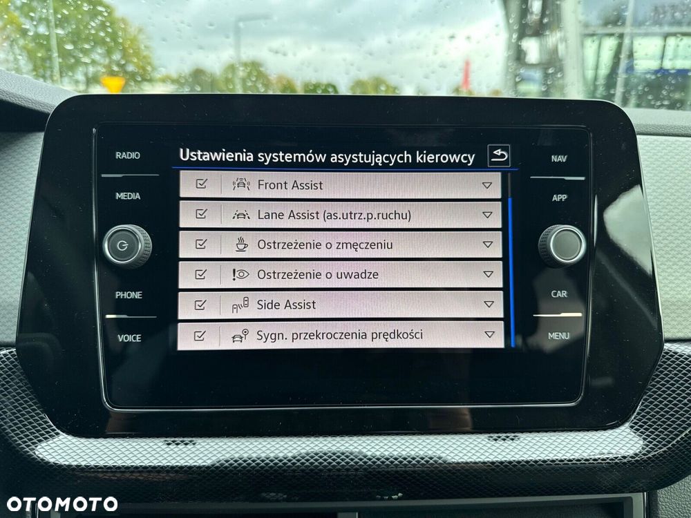 Volkswagen T-Cross 1.0 TSI Life Plus - 33