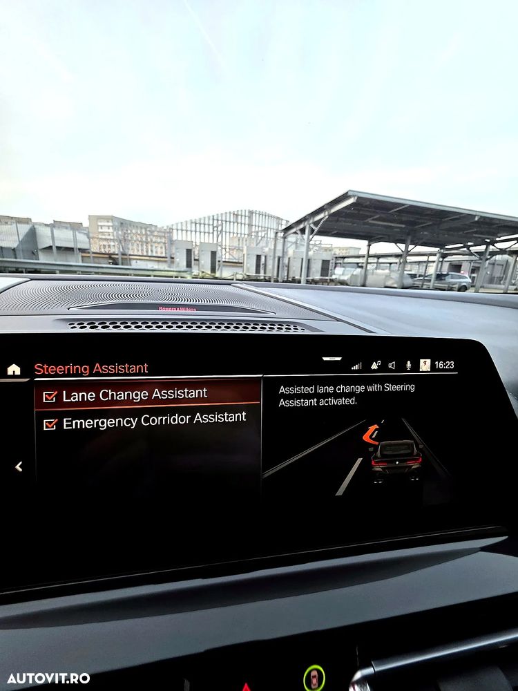 BMW M8 M850i xDrive - 34