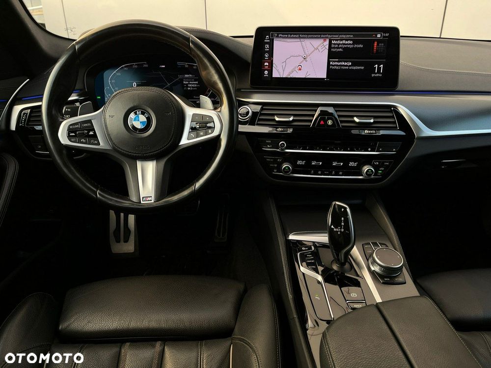 BMW Seria 5 520d xDrive M Sport Edition - 39