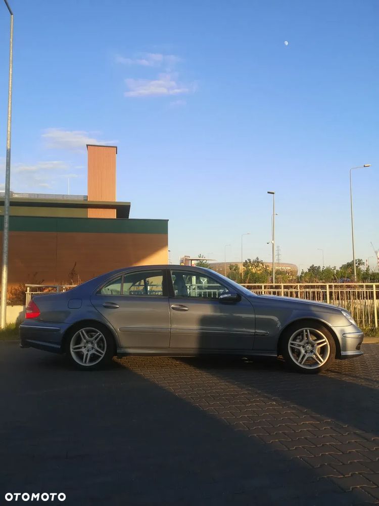 Mercedes-Benz Klasa E 500 Avantgarde - 31