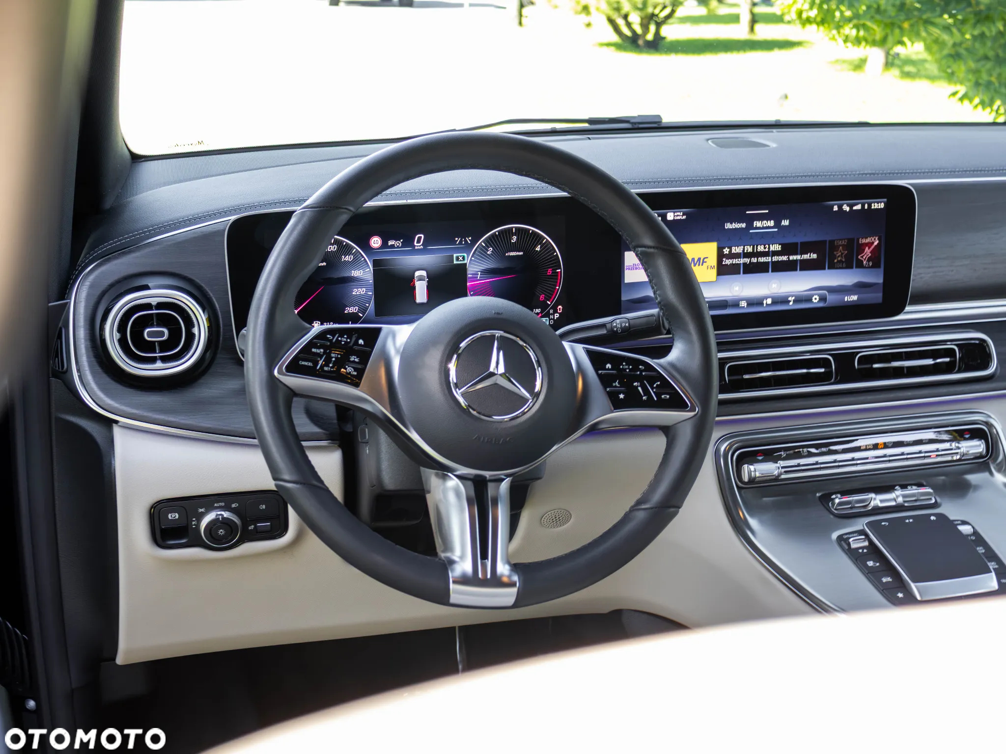 Mercedes-Benz Klasa V 300 d 4-Matic 9G-Tronic Exclusive (d³ugi) - 32