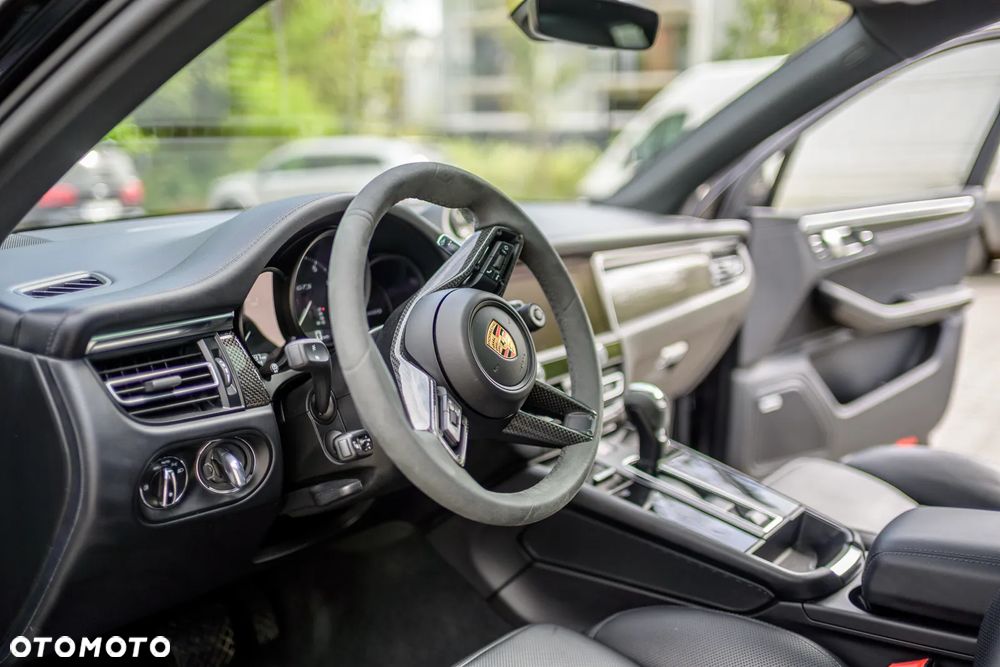 Porsche Macan - 12
