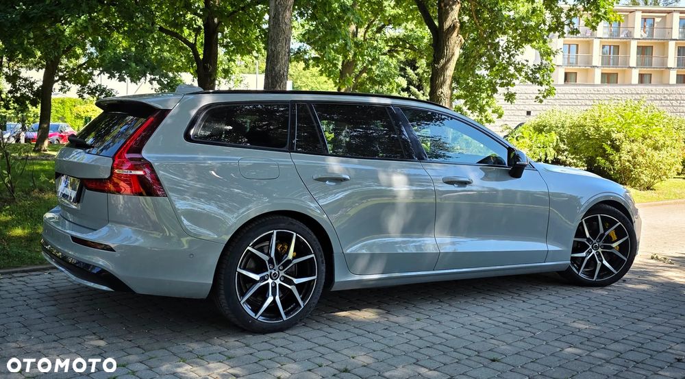 Volvo V60 T8 AWD Plug-In Hybrid Polestar Engineered - 11