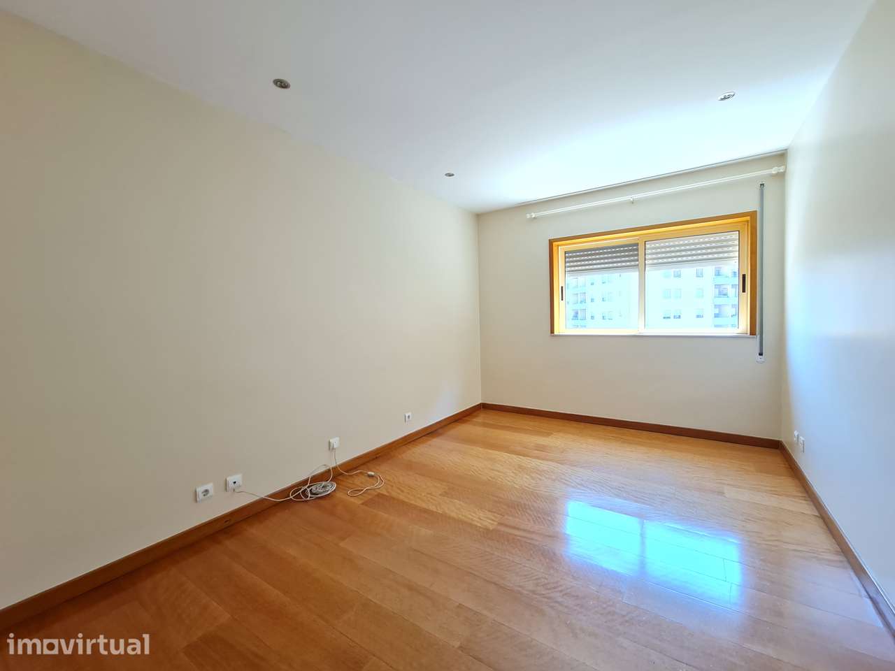 Arrenda-se apartamento T2 junto á Makro. - Grande imagem: 5/16