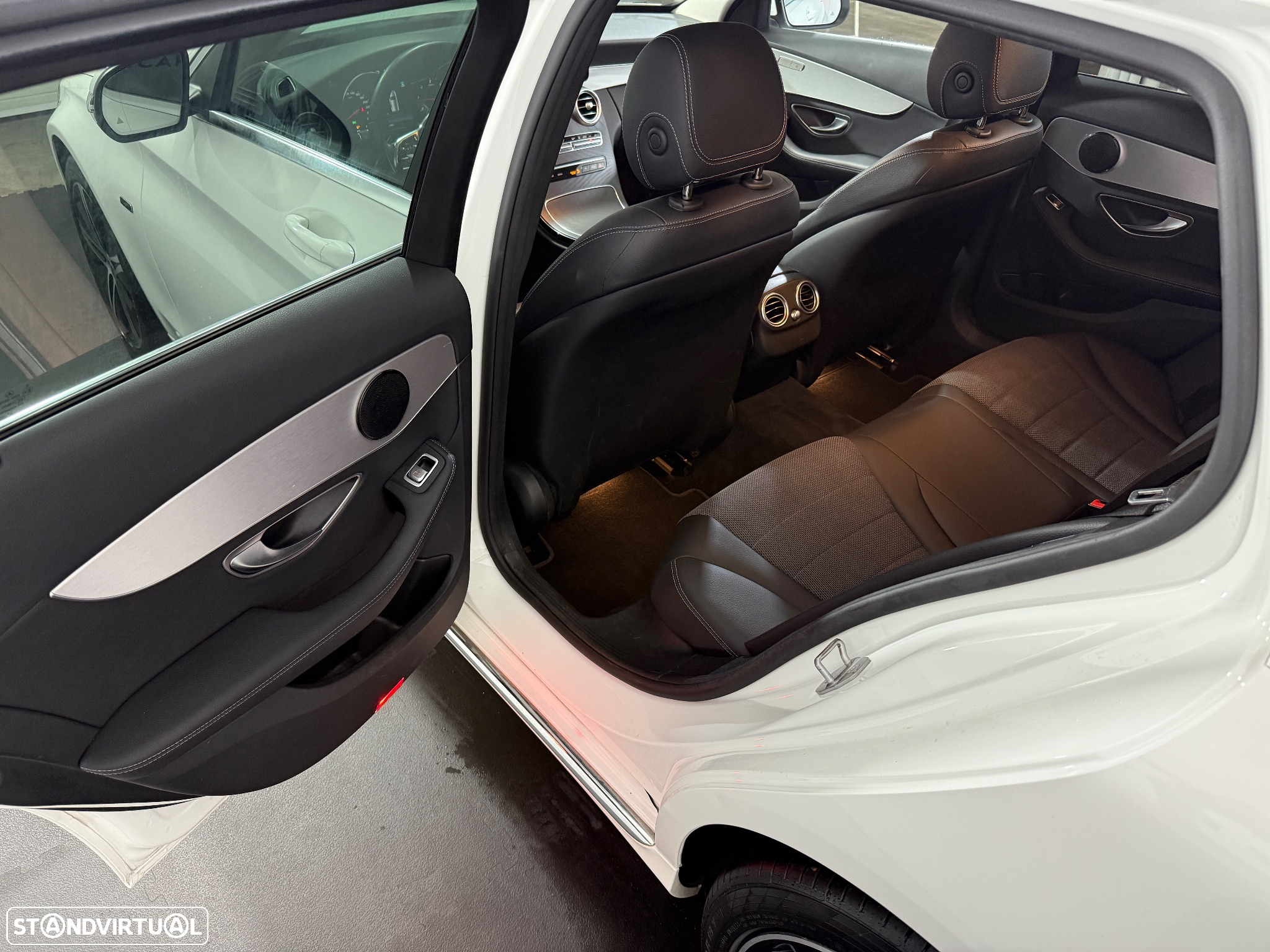Mercedes-Benz C 300 de Avantgarde - 15