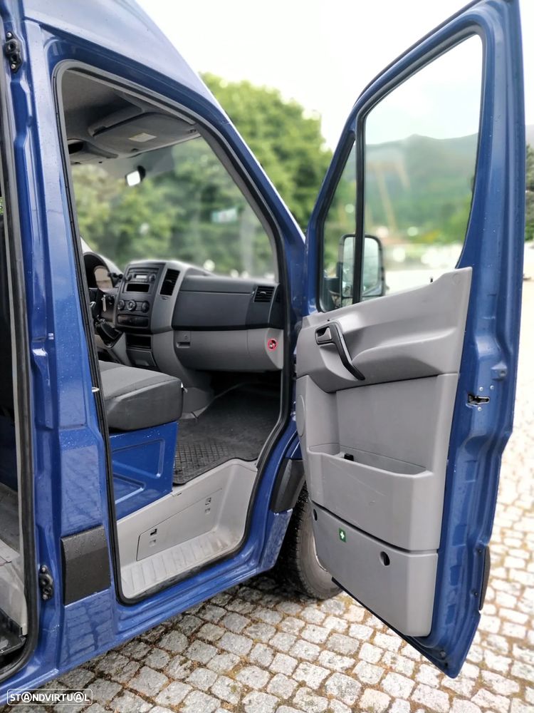 Mercedes-Benz Sprinter - 13