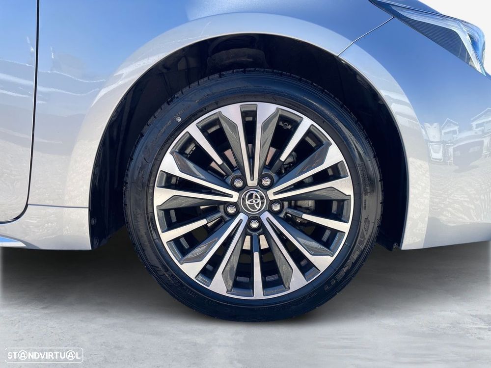 Toyota Corolla 1.8 Hybrid Comfort Plus - 17
