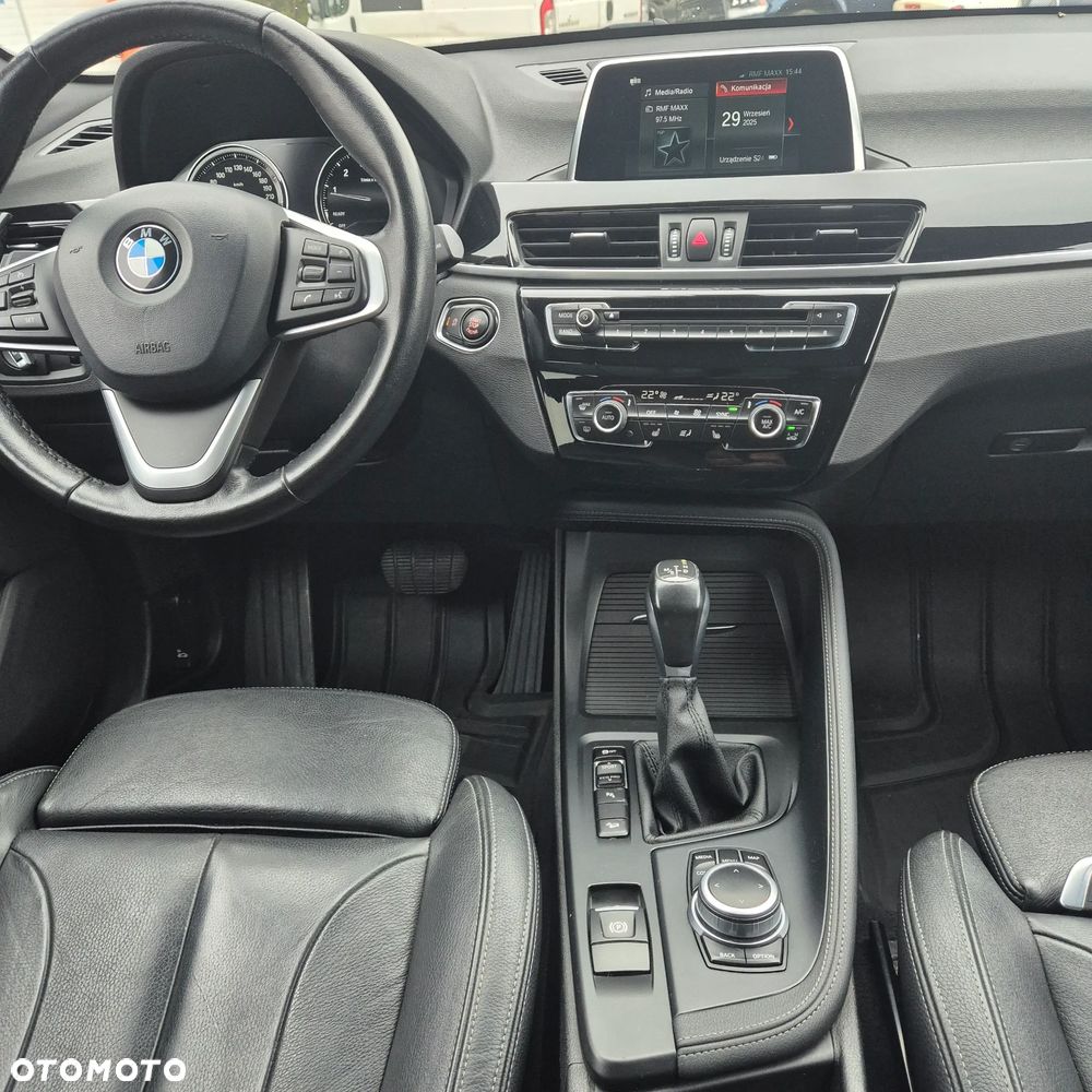 BMW X1 xDrive25i xLine - 13