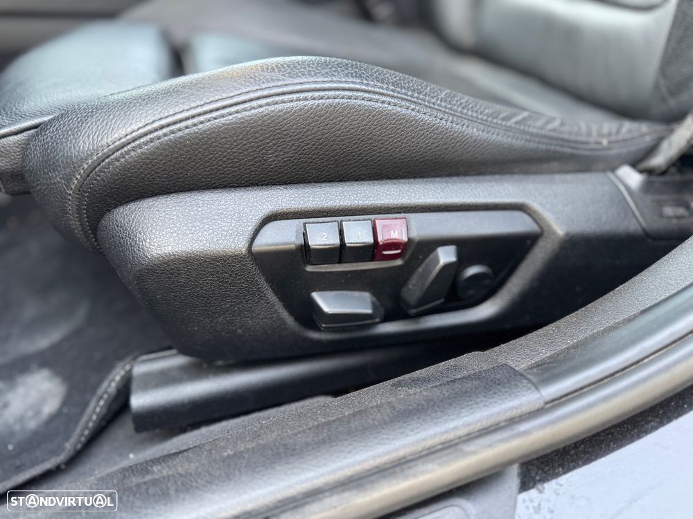 BMW 328 i Auto Pack M - 14