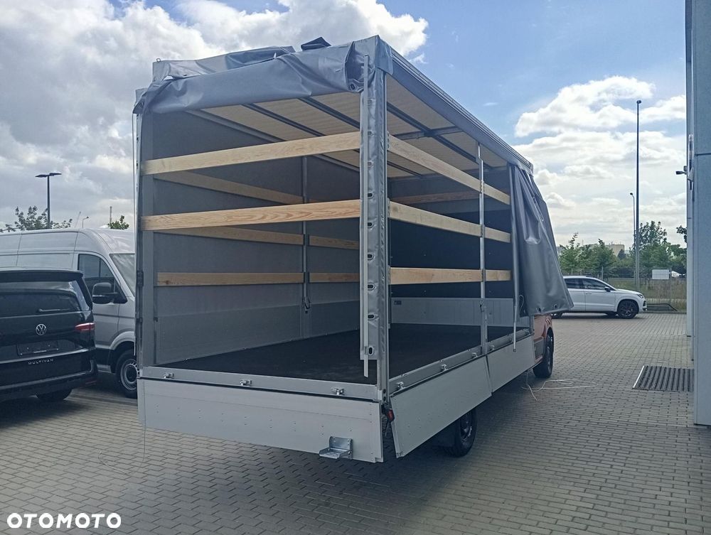 Volkswagen Crafter - 8