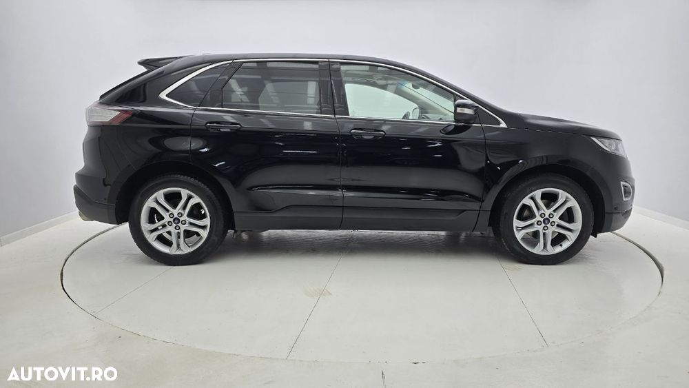 Ford Edge 2.0 TDCi Powershift Titanium - 6