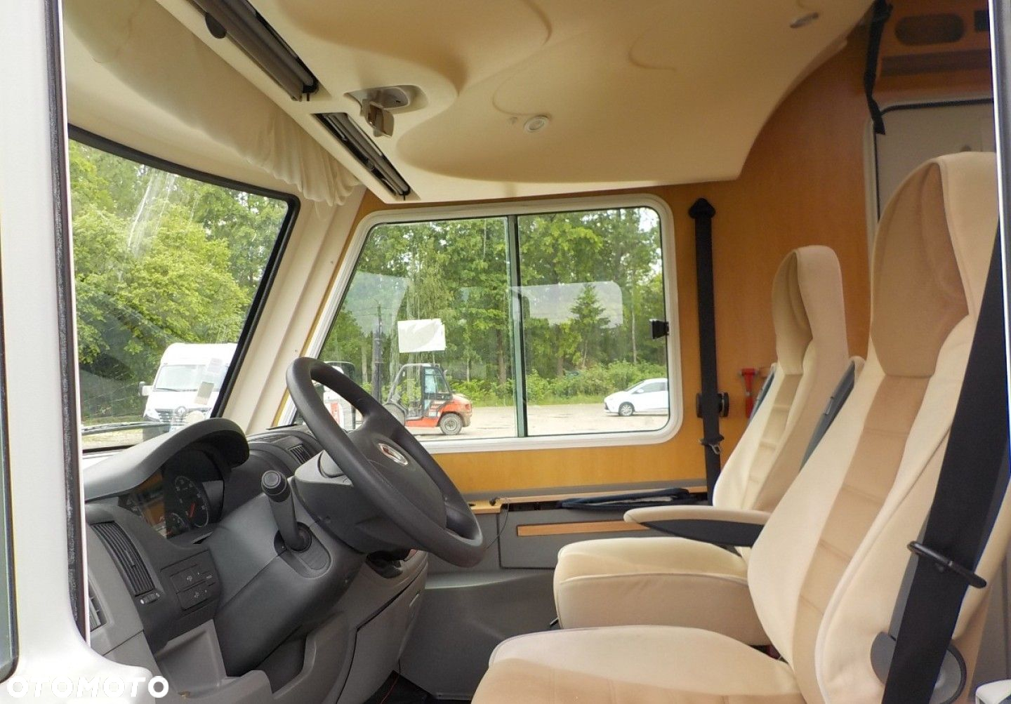 PILOTE AVENTURA G730 - 17