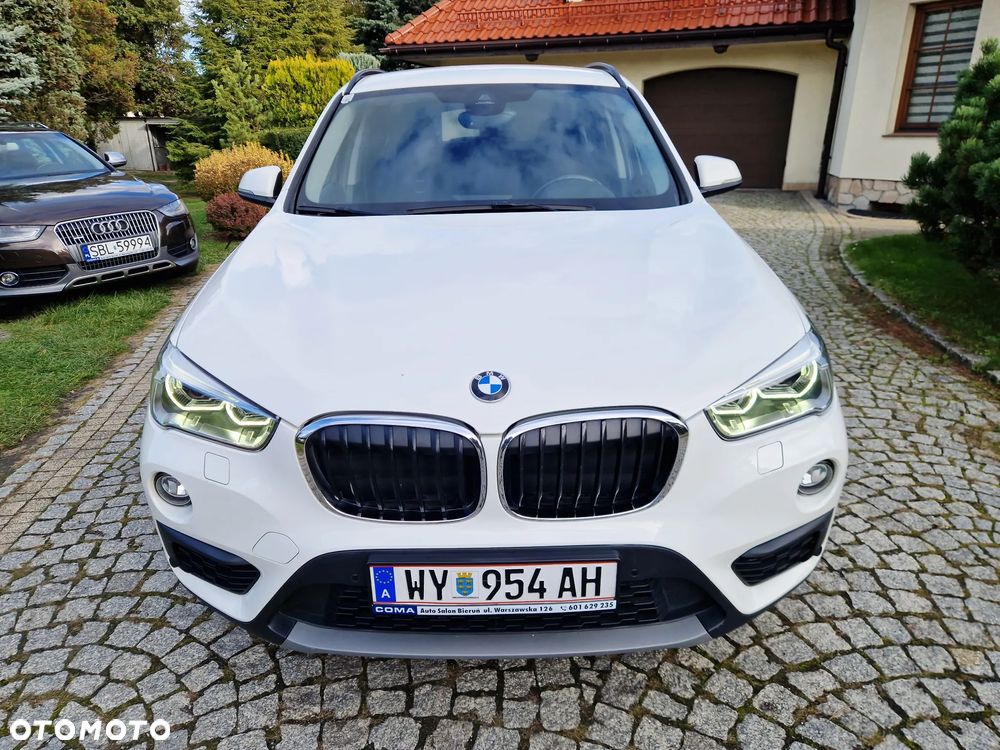 BMW X1 sDrive18i Sport Line - 3