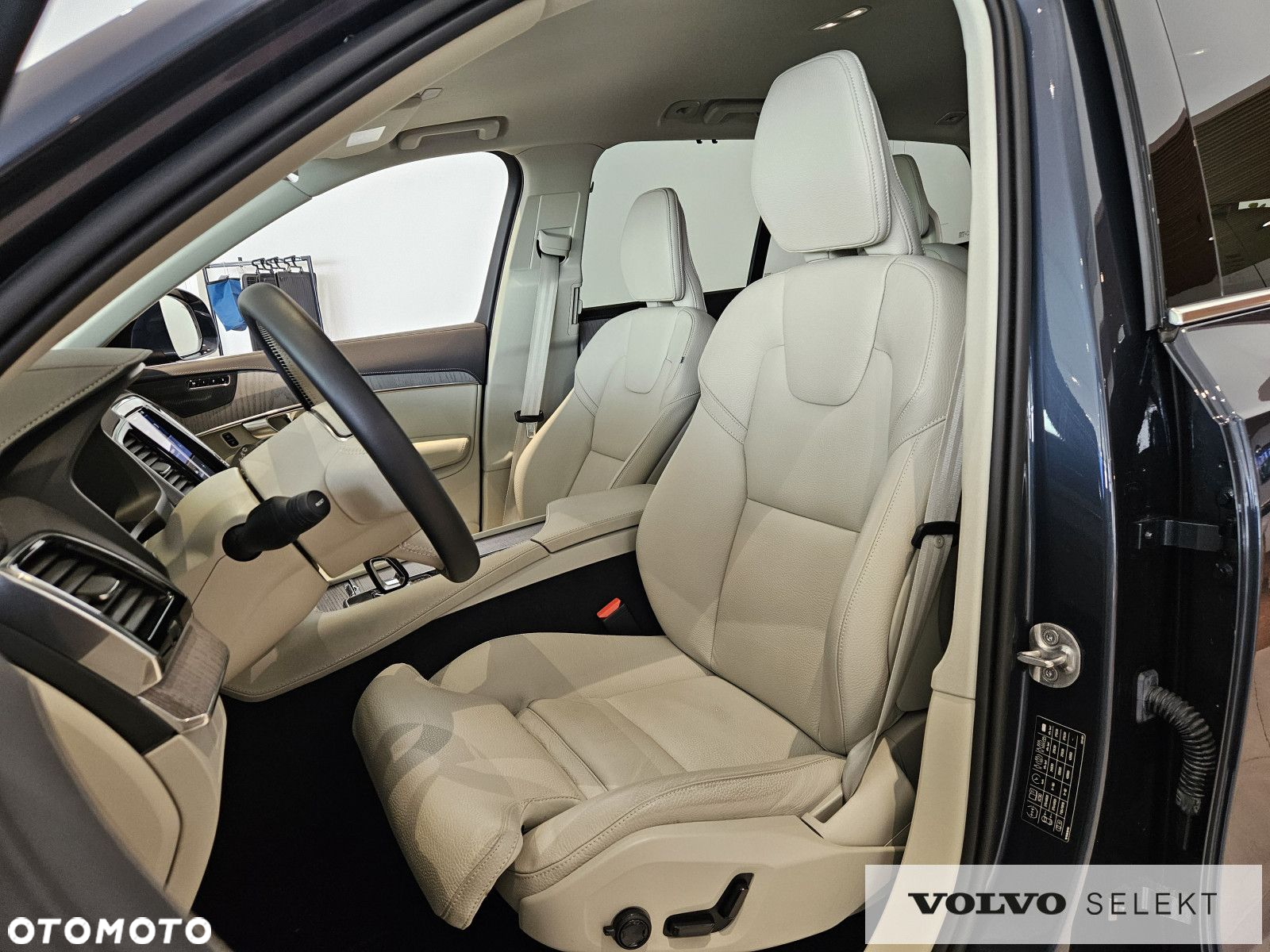 Volvo XC 90 - 10
