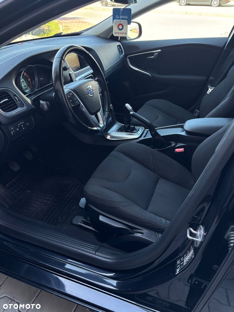 Volvo V40 - 29