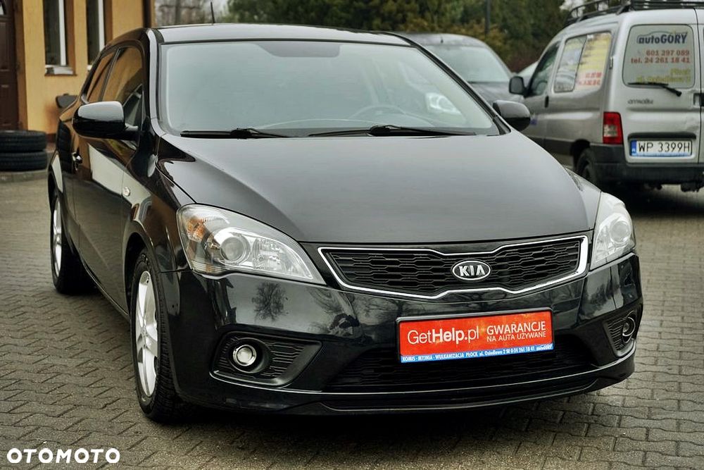Kia Ceed 1.6 CRDi 90 ISG Vision - 12
