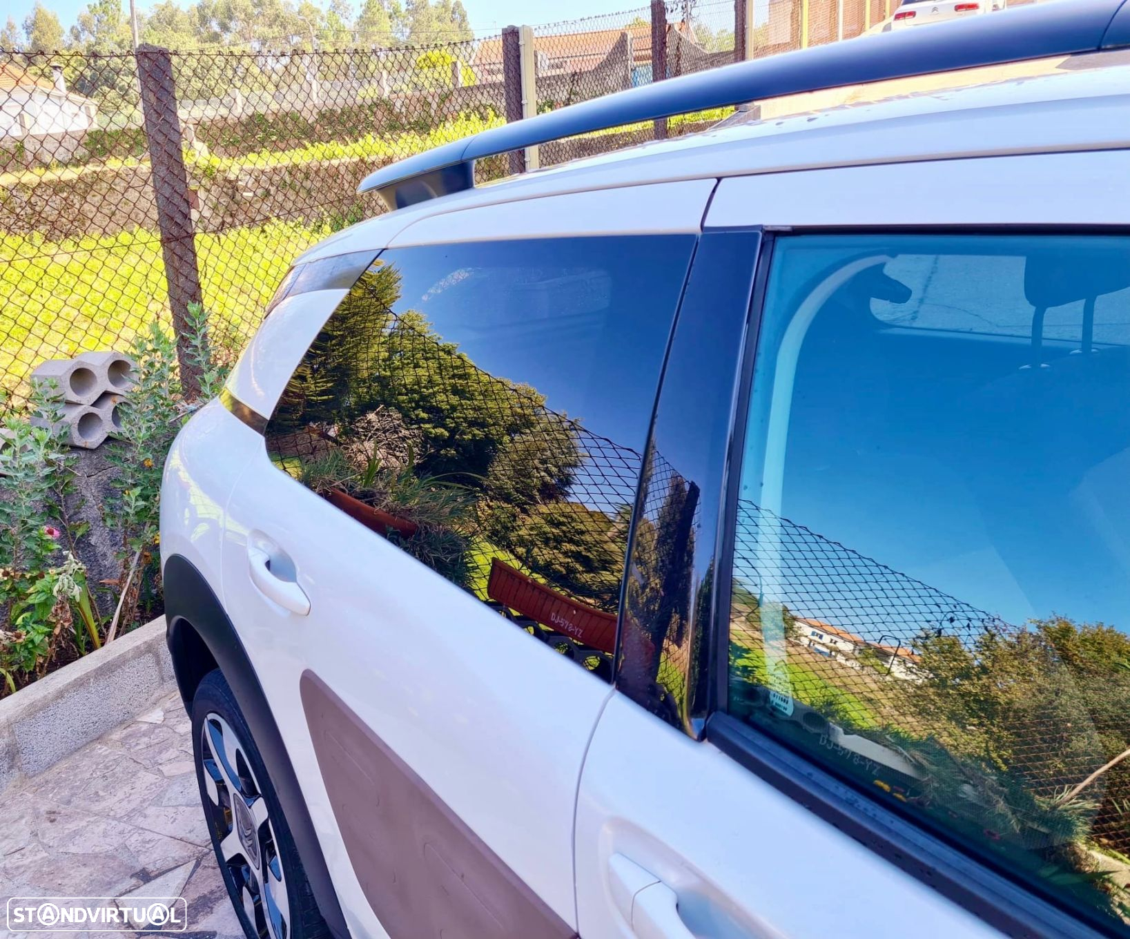 Citroën C4 Cactus 1.2 PureTech Shine Ed.Moonlight - 13