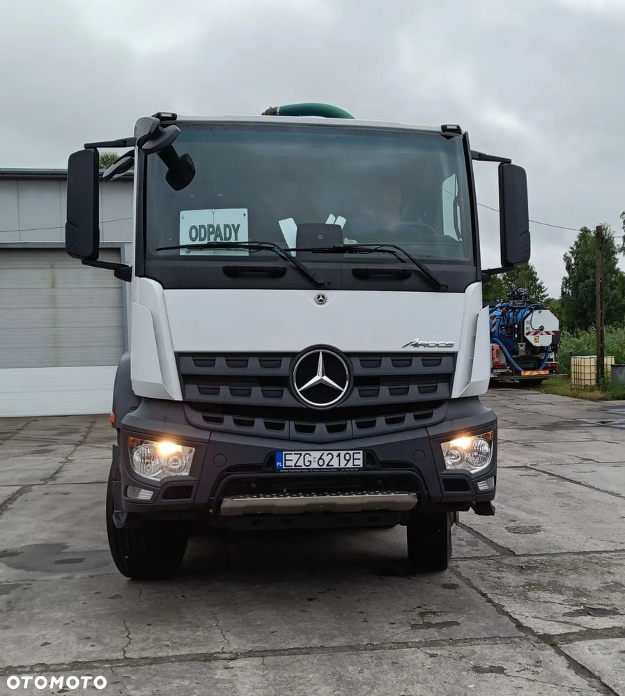 Mercedes-Benz ACTROS - 2