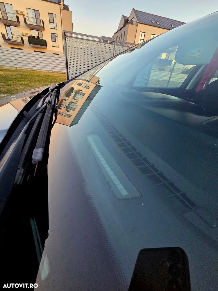 Ford Galaxy 2.0 TDCi Titanium - 22