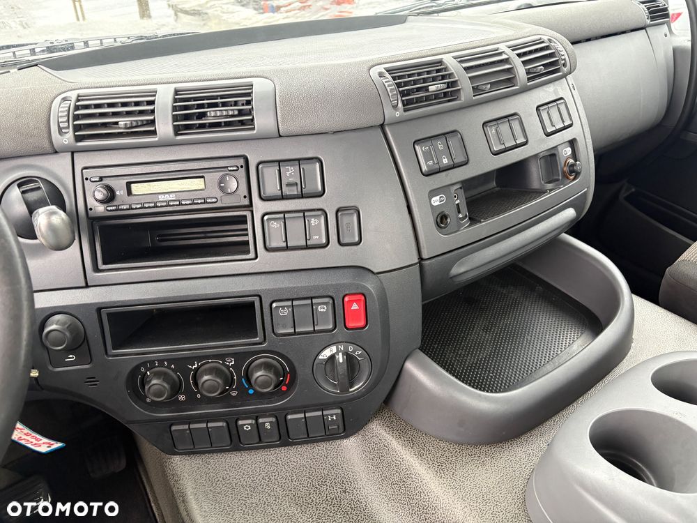 DAF CF 330 / NAUKA JAZDY / DZIENNA KABINA / DO NAUKI JAZDY / STANDARD / EURO 6 / Z HOLANDII / xd - 18