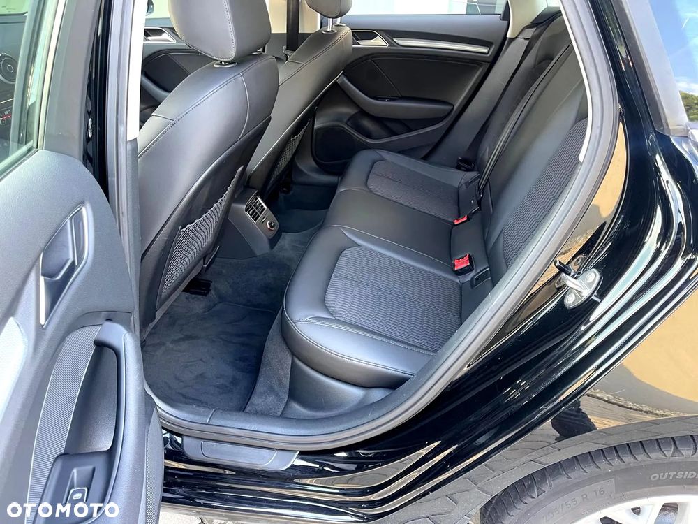 Audi A3 Sportback 2.0 TDI quattro S tronic sport - 32