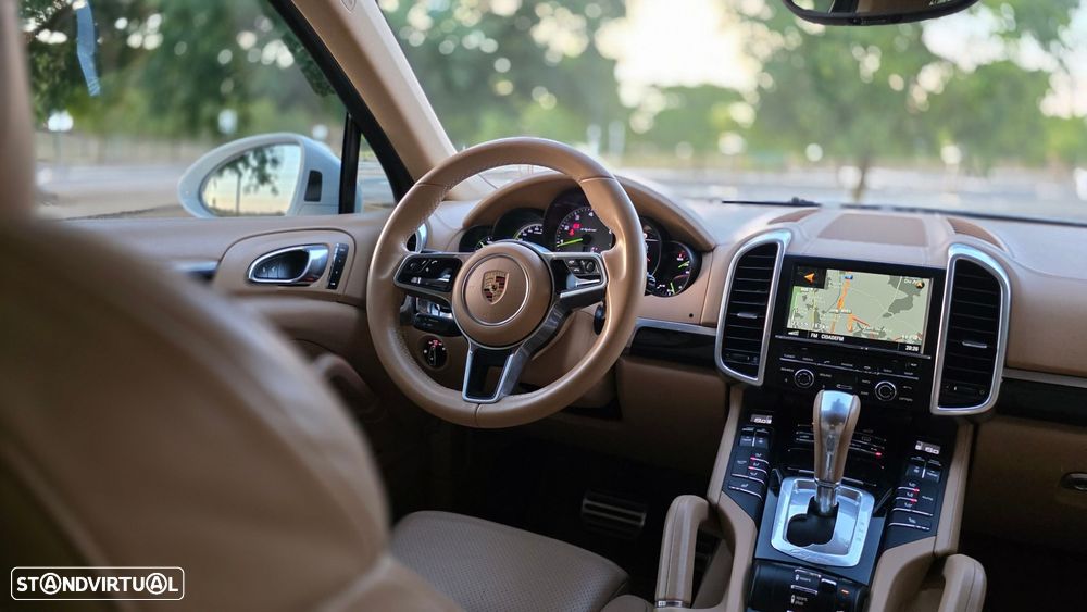 Porsche Cayenne S E-Hybrid Platinum Edition - 14