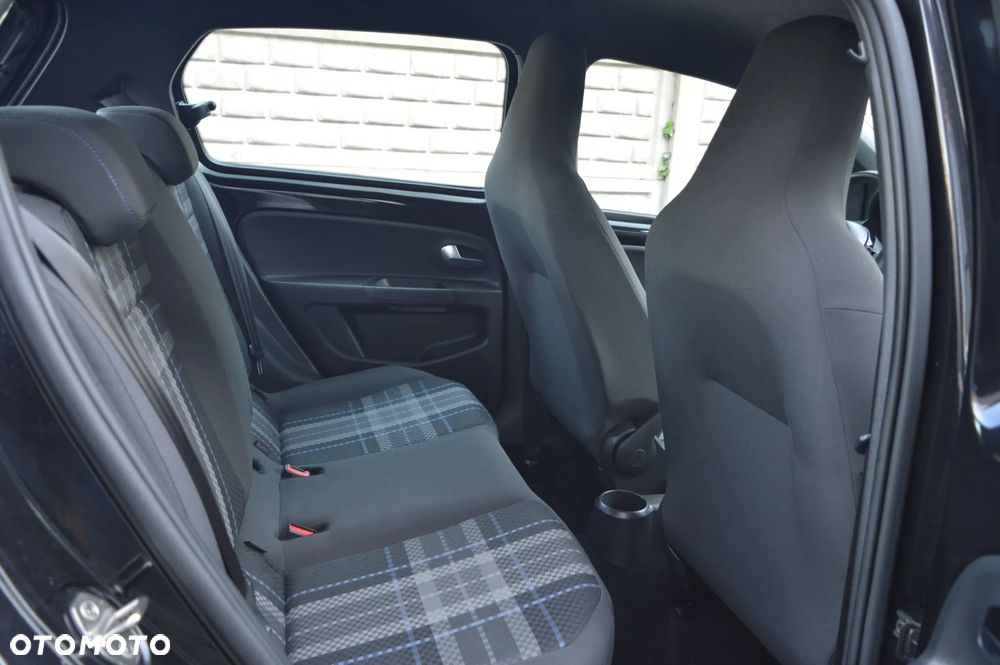 Volkswagen up! club - 15