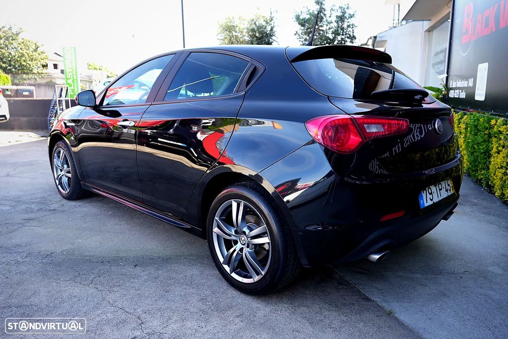 Alfa Romeo Giulietta 2.0 JTDM Super - 5