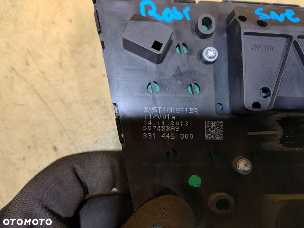 FOCUS MK3 RADIO PANEL BM5T18C815GM - 5