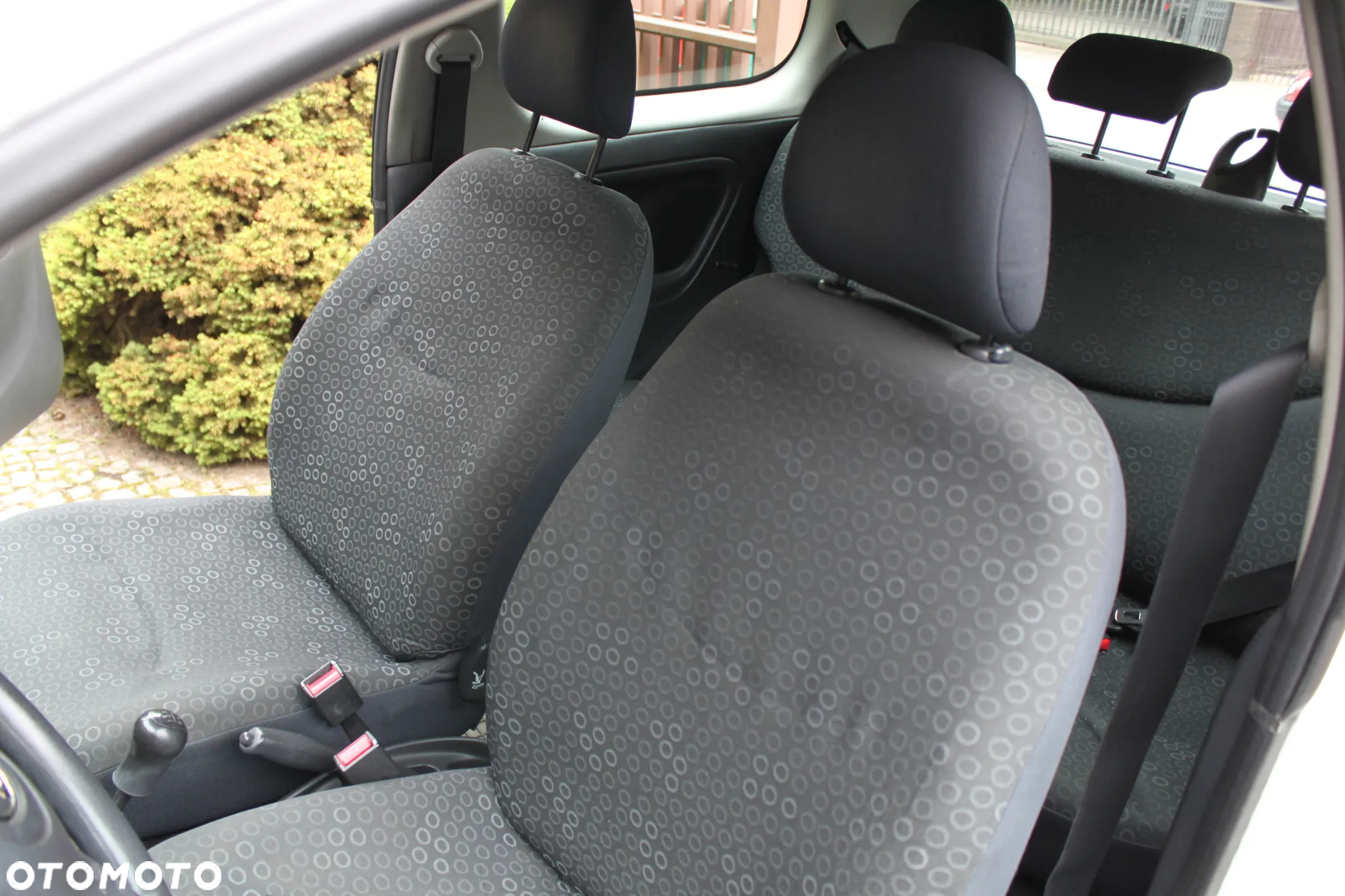 Toyota Yaris 1.0 Base - 14