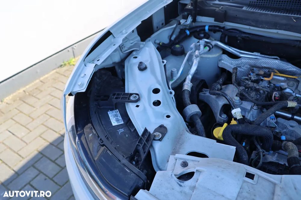 Dacia Duster Mild hybrid 130 Journey - 24