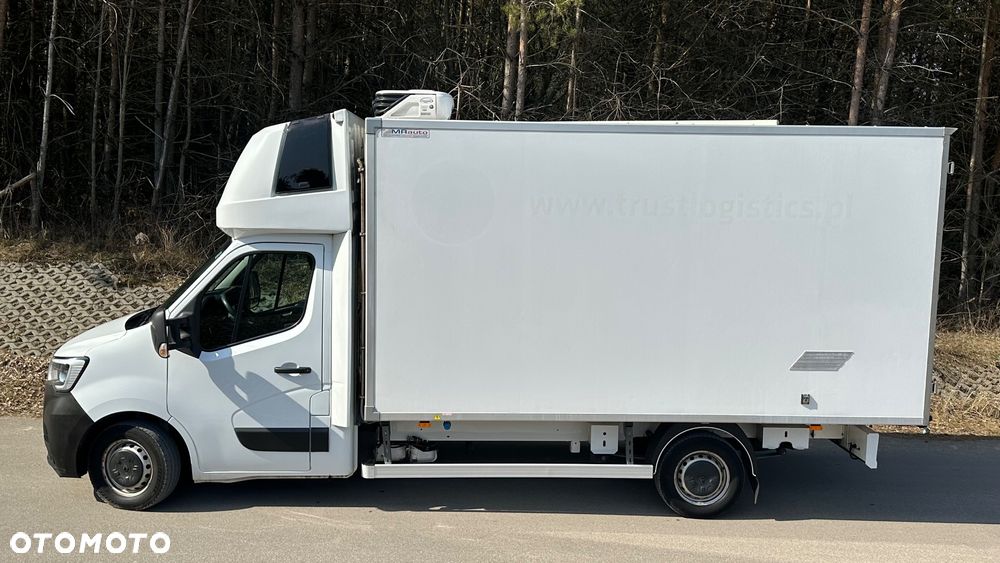 Renault Master 2,3 nowa partia 5 szt Multitemperatura / Salon RP / 8 Euro Palet / -25*C - 4