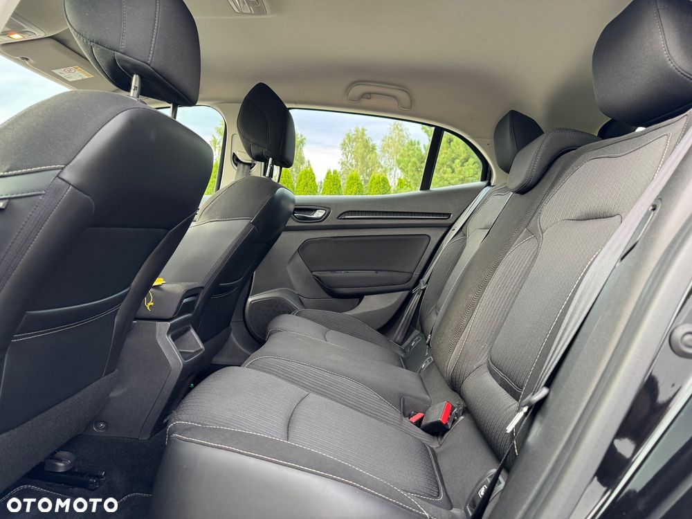 Renault Megane 1.2 Energy TCe Business - 23