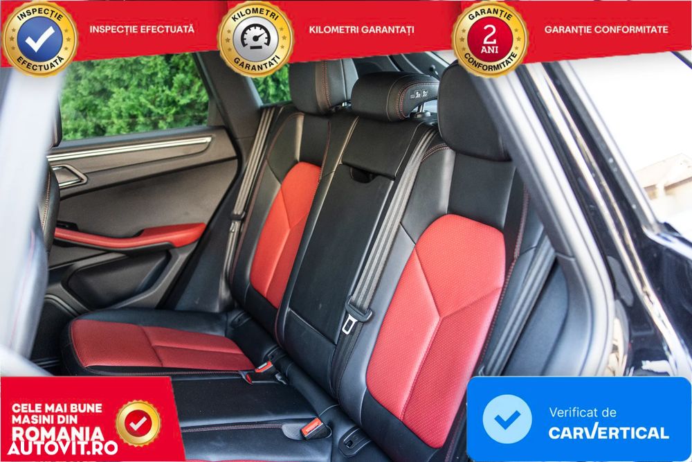 Porsche Macan - 24