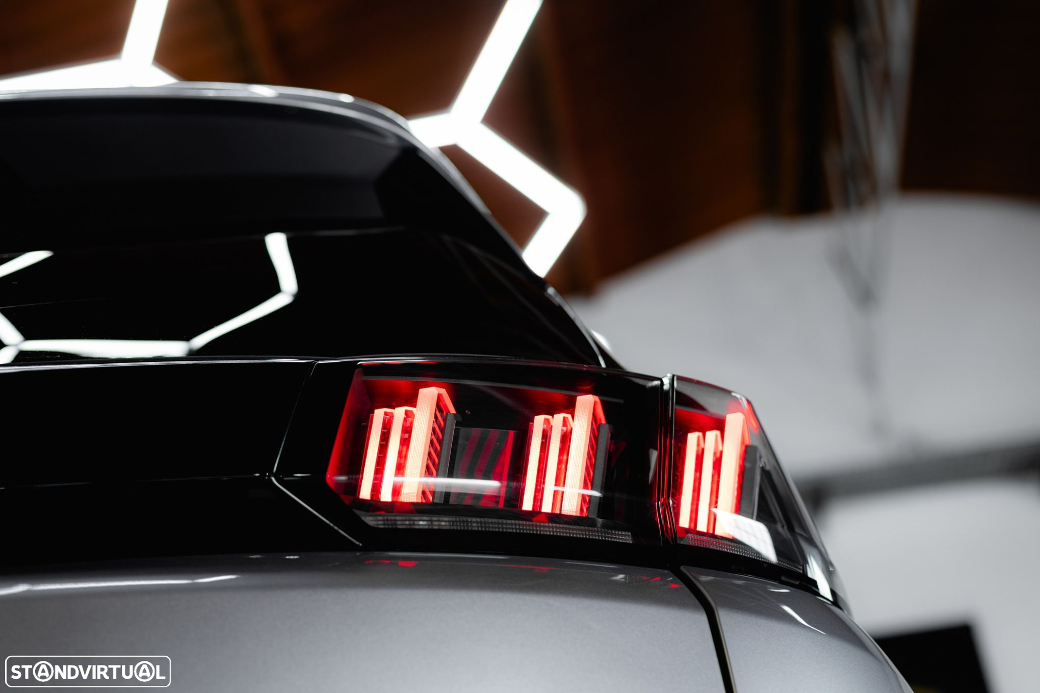 Peugeot 5008 BlueHDI 130 EAT8 Allure - 9