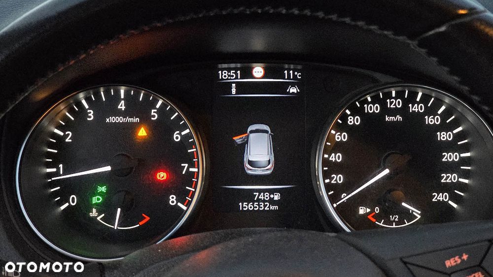 Nissan Qashqai 1.6 DIG-T N-Connecta - 11