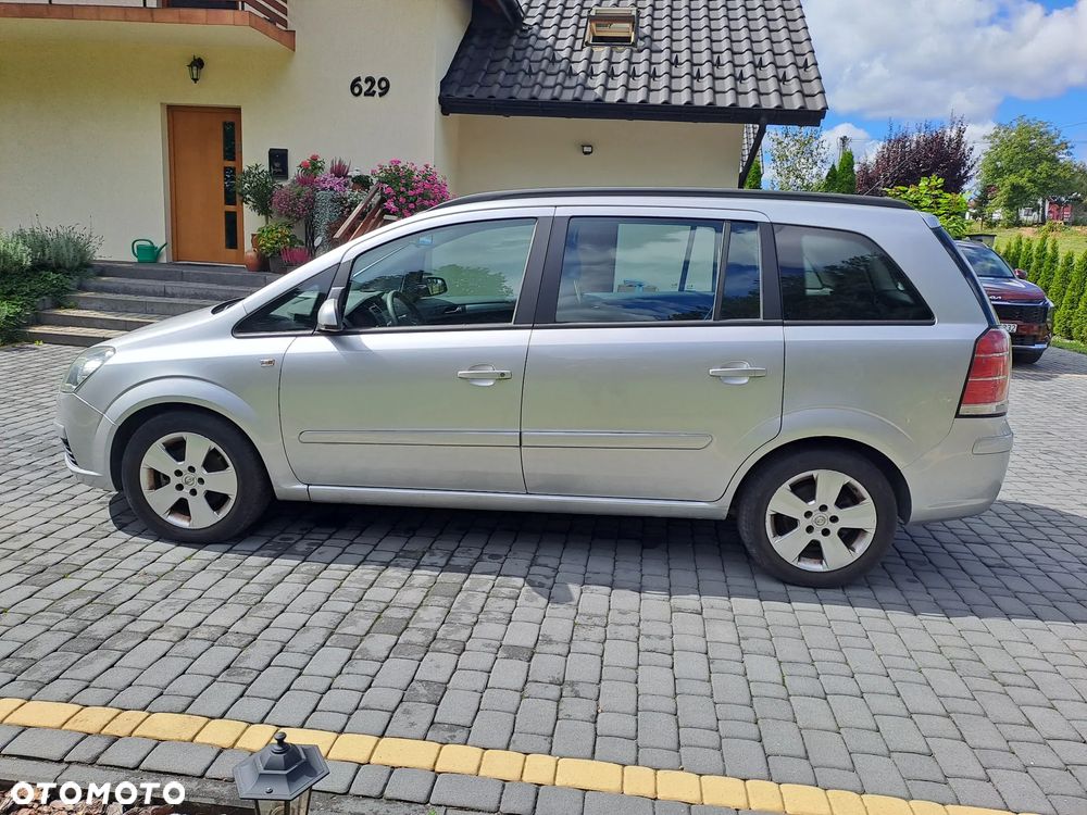 Opel Zafira 1.8 Elegance - 11