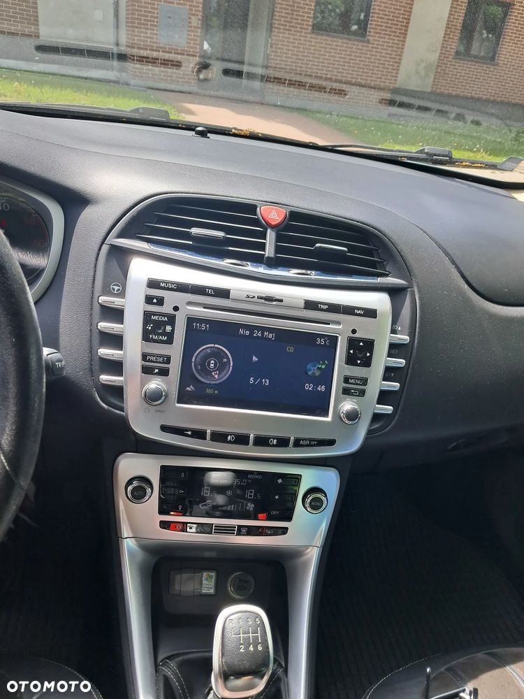 Lancia Delta 2.0 MJ Platino - 18