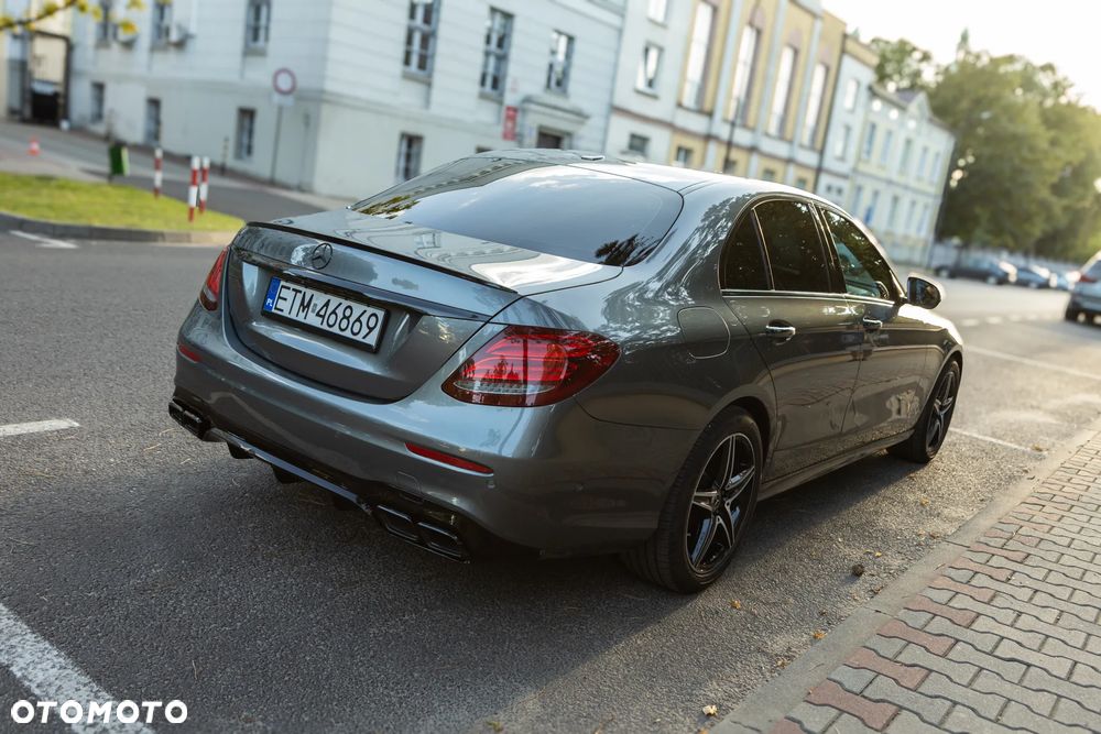 Mercedes-Benz Klasa E - 6
