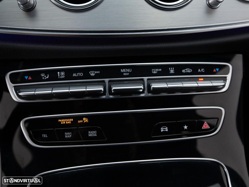 Mercedes-Benz E 300 de 4Matic 9G-TRONIC - 22
