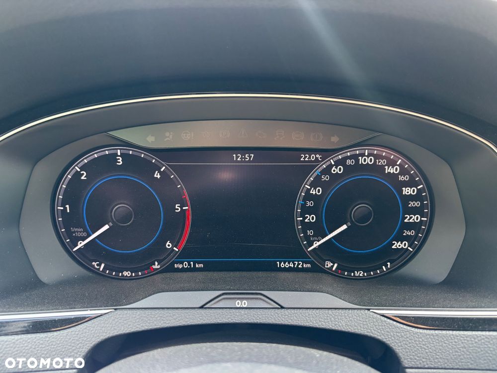 Volkswagen Passat 2.0 TDI Elegance DSG - 14