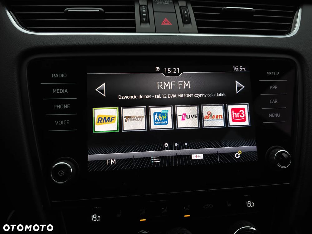 Skoda Octavia Combi 2.0 TDI DSG Clever - 24