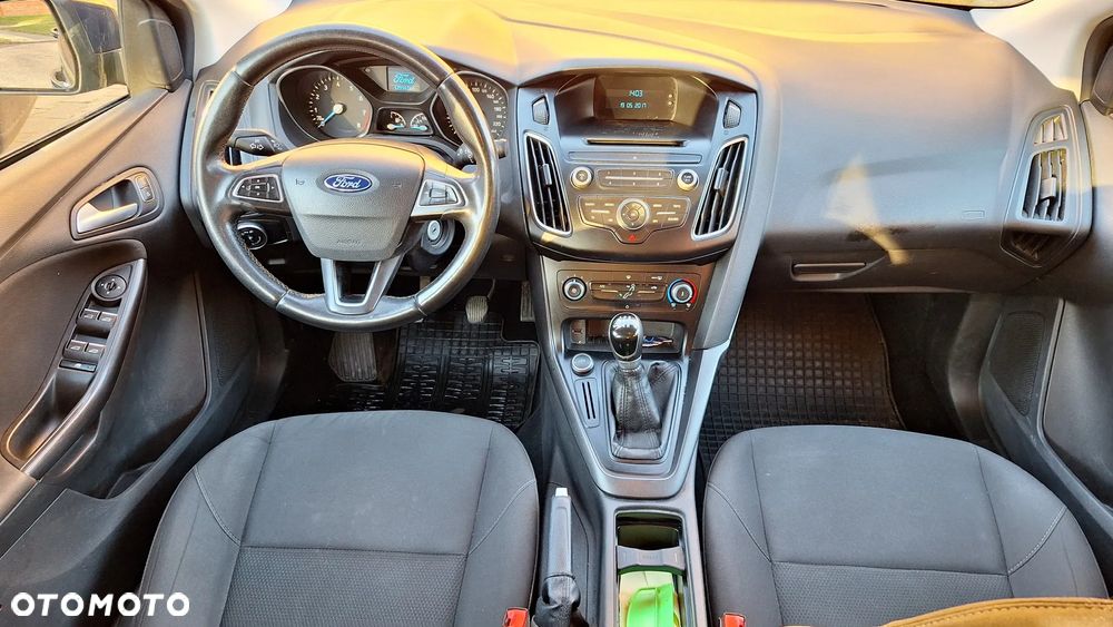 Ford Focus 1.6 Trend - 10