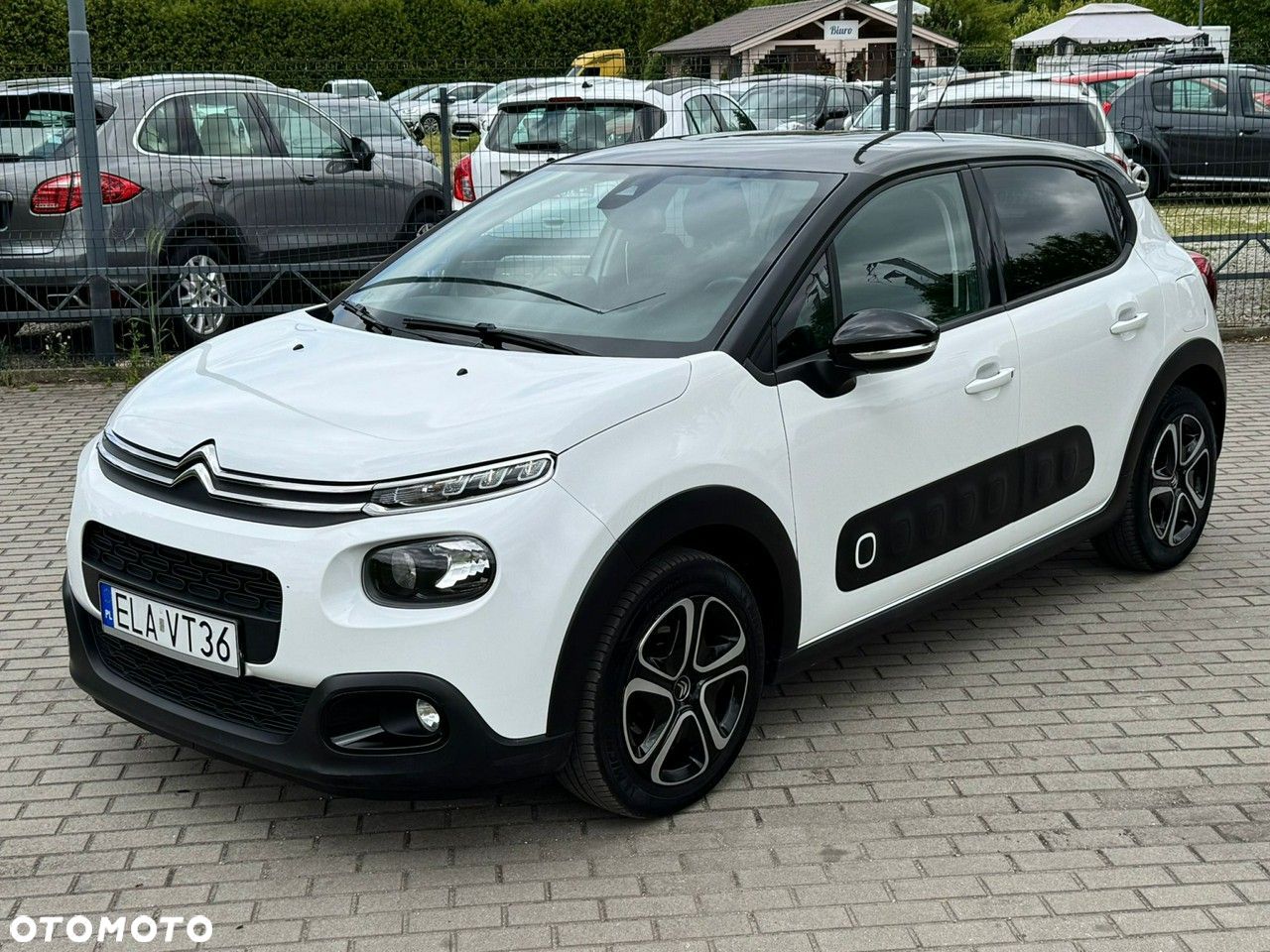 Citroën C3 Pure Tech 82 LIVE - 1