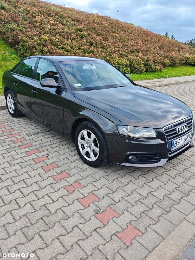 Audi A4 Limousine - 3